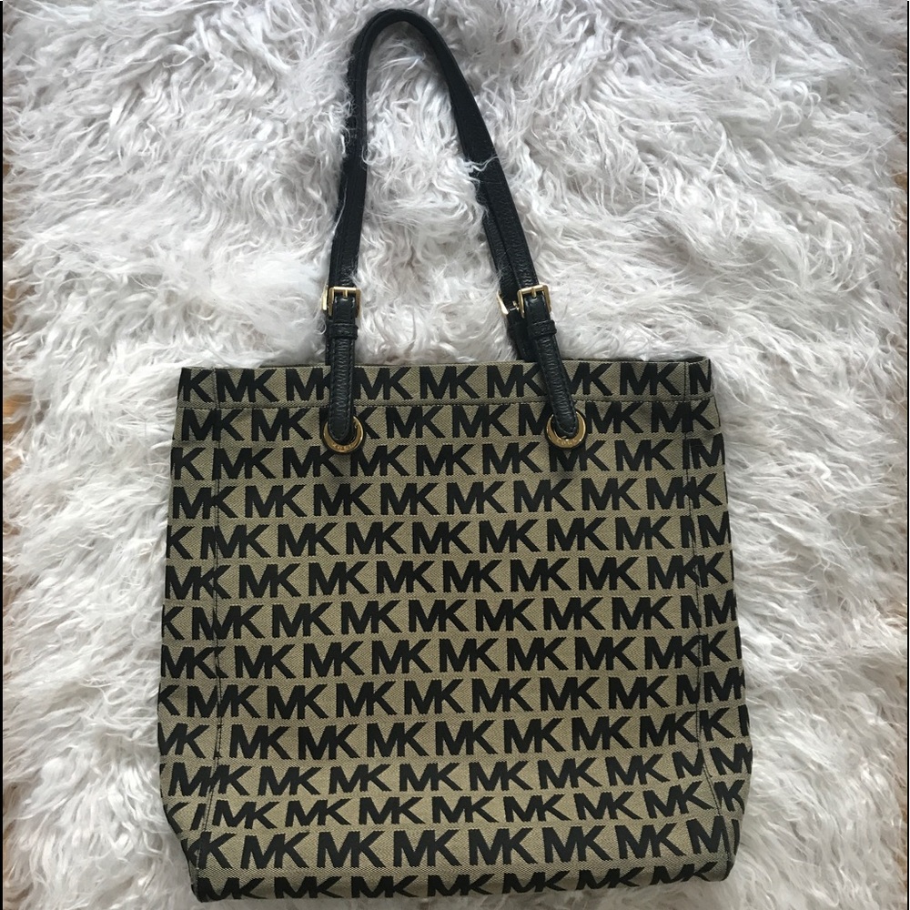 Michael Kors Medium Shoulder Bag/Tote